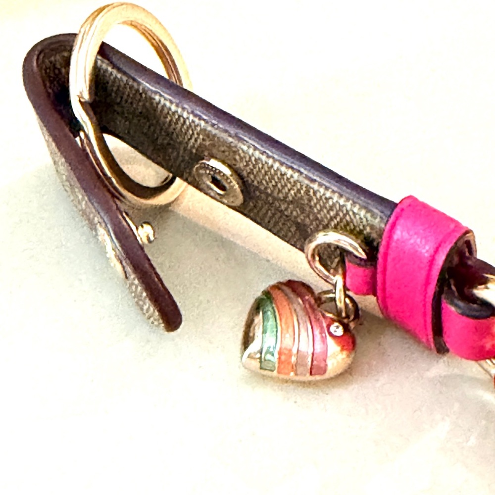 Coach Keychain with Pink and Gold Details - Picture 4 of 9